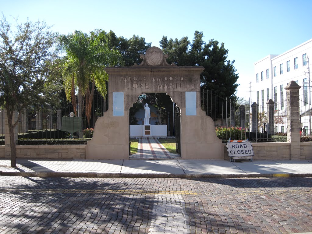 Parque Amigos De Jose Marti by Emilio Portuondo