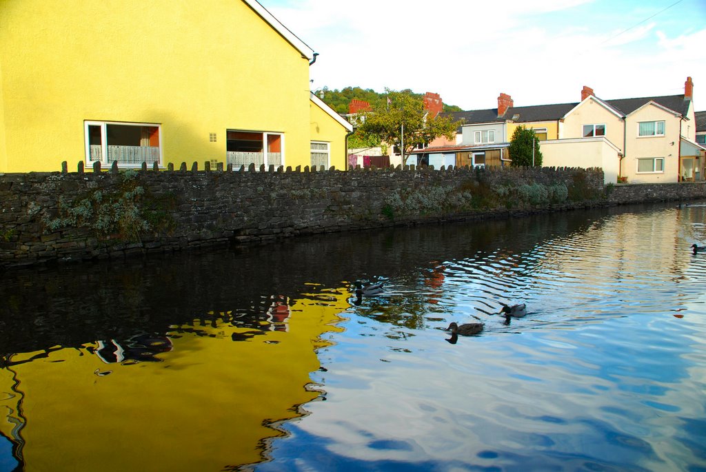 Canalside Properties by Mike Hartland