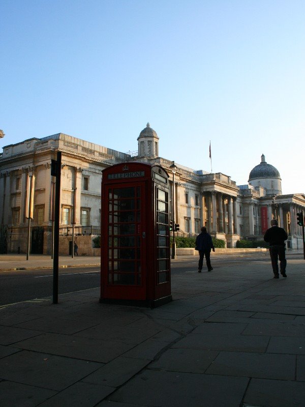 Red telephone cell by Cherie_L