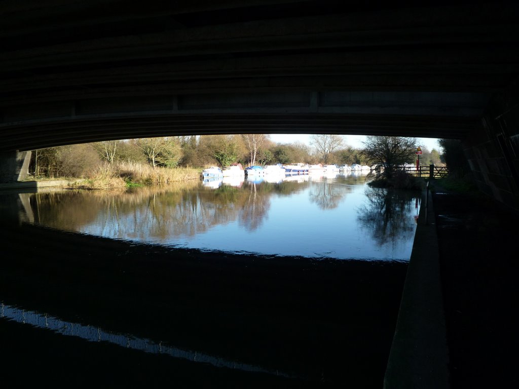 Thames view from under A34 Bridge by andy thompsett