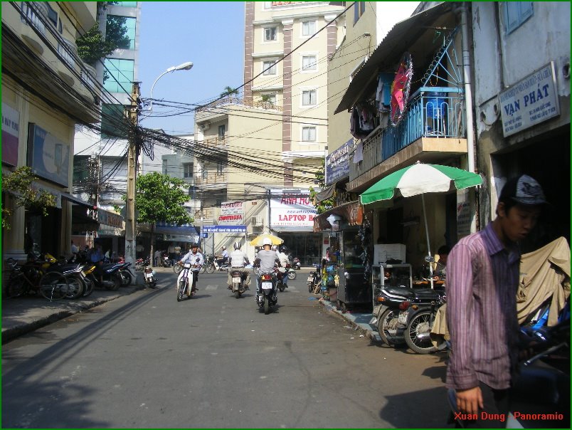 Nam Quốc Cang: Đường - Rue - Street by Vietnam Atlas