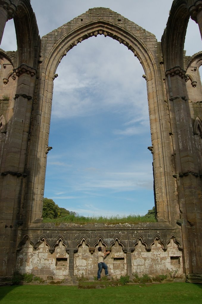 Fountains Abbey by Danielich