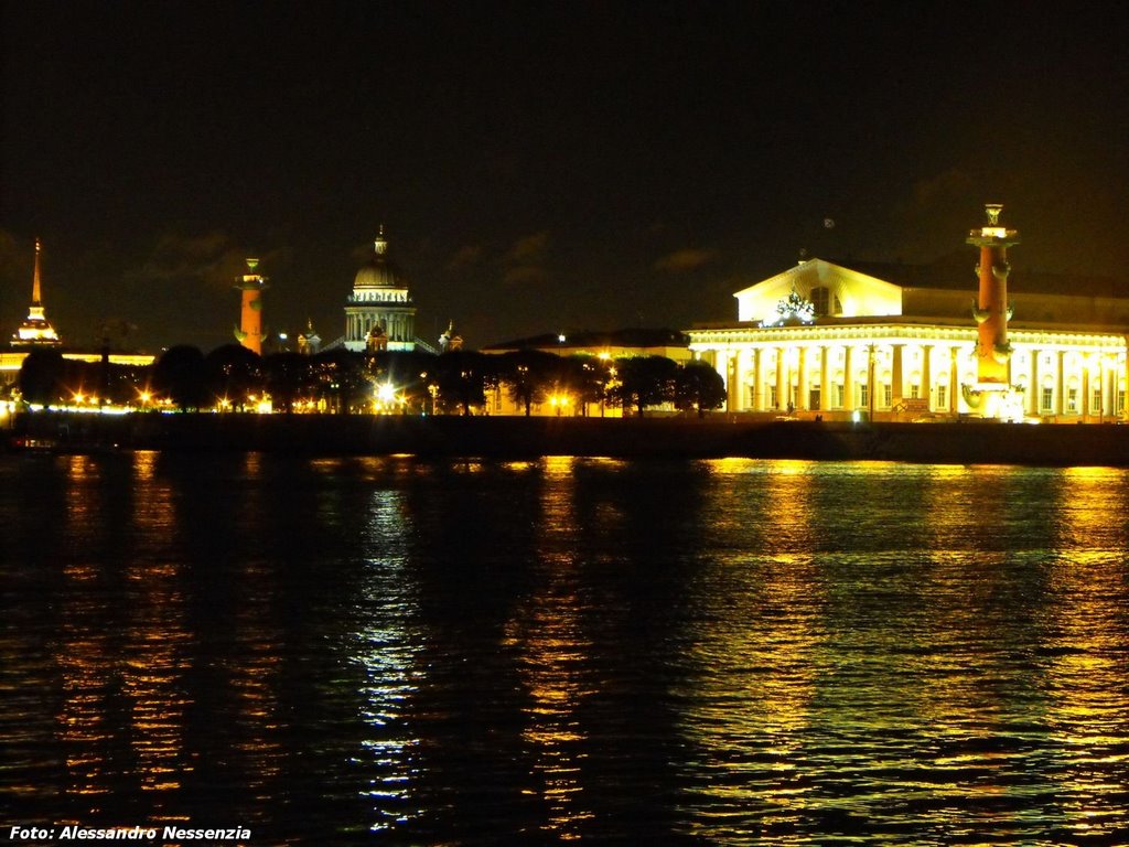 San Pietroburgo by night by Alessandro Nessenzia