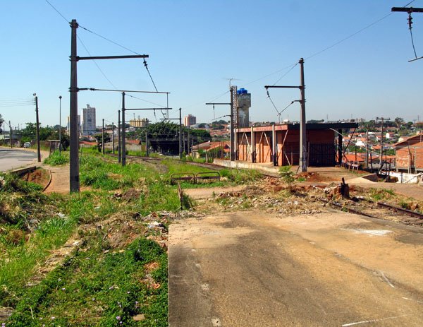 Estação Vila Teixeira do VLT de Campinas, inaugurado em 1990 e desativado em 1995 por falta de usuários - foto: dezembro/2008 by Eduardo M. P. Dantas