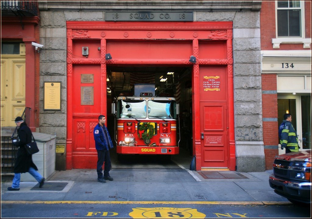 FDNY Squad 18 - 132 West 10th Street, NYC - December 2008 by LuciaM