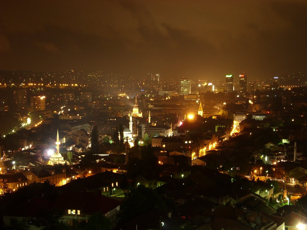 Sarajevo at night by Julian Nyča