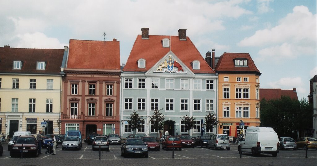 Stralsund Markt 2005 by schlaubeurmel