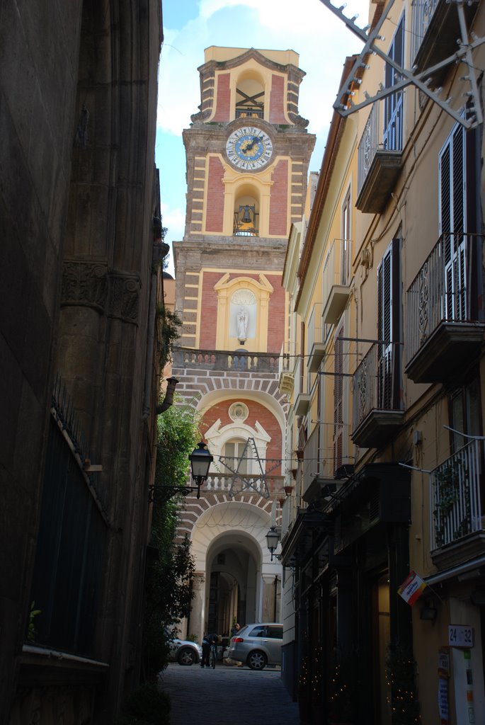 Sorrento: Il Campanile della cattedrale a Natale by fabrizio.reale