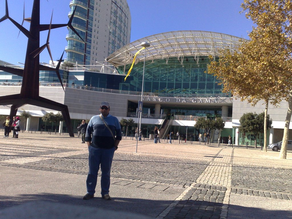 Vasco de Gama shopingcenter-lisbon by goldenshahab