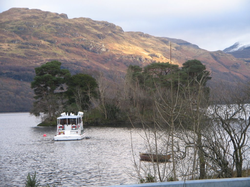 Loch Lomond. De camino hacia Inverardran House. by José Tamarit Devis