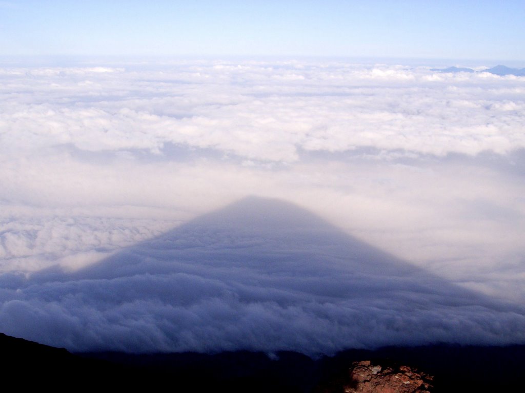 ☆Shadow Mt.Fuji☆ by ☆AXL♈BACH☆