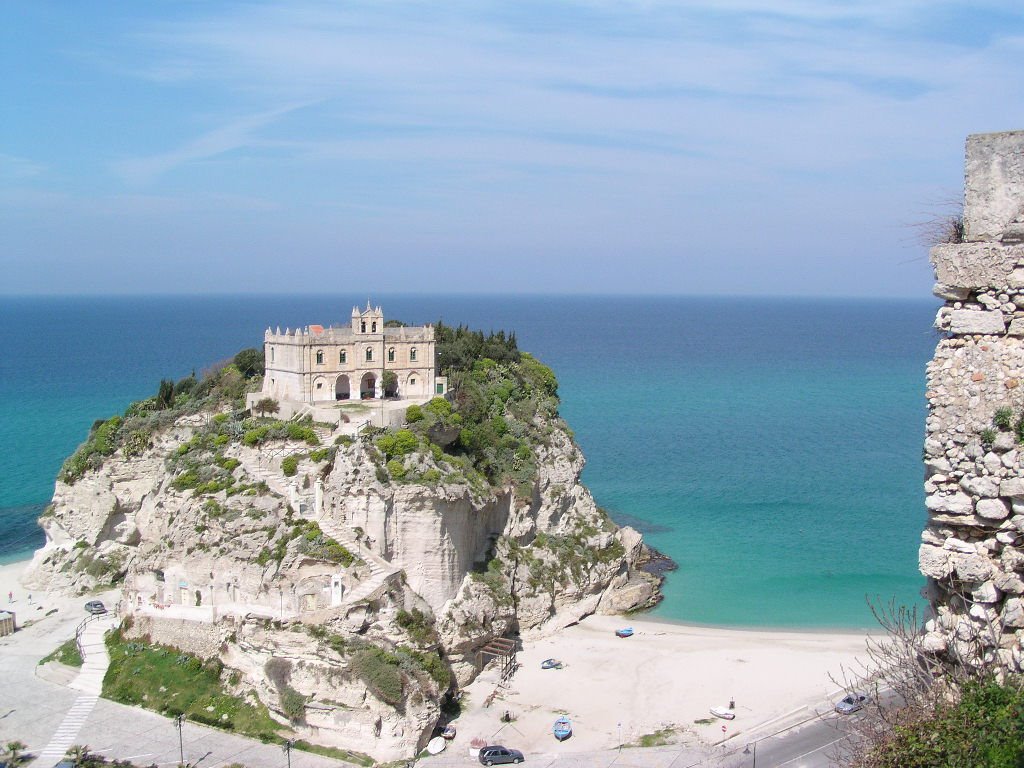 Tropea Chiesa Santa Maria by Winu Kappa