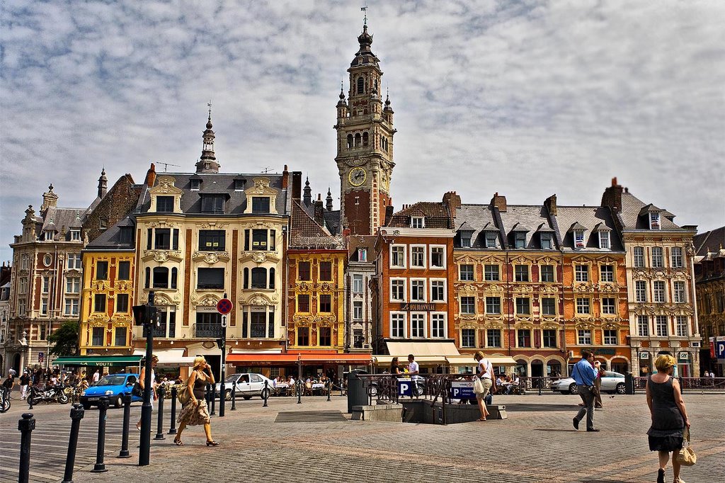 Place du Général de Gaulle by Yuriy:)Chulkov