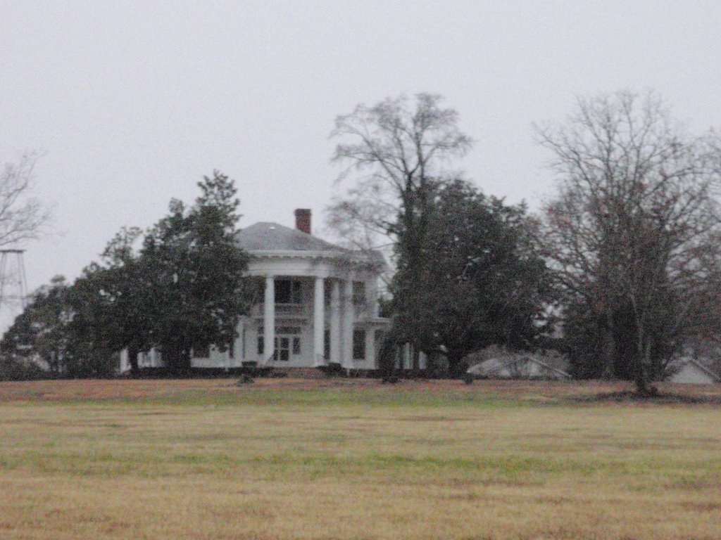 Built by Mrs. Bessie Jones Allen McCalla - 1900 by bearden82