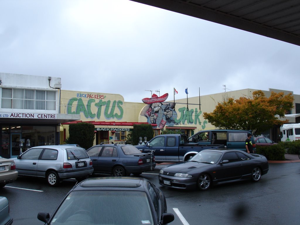 Cactus jack Backpackers Rotorua New zealand by wiep keikes