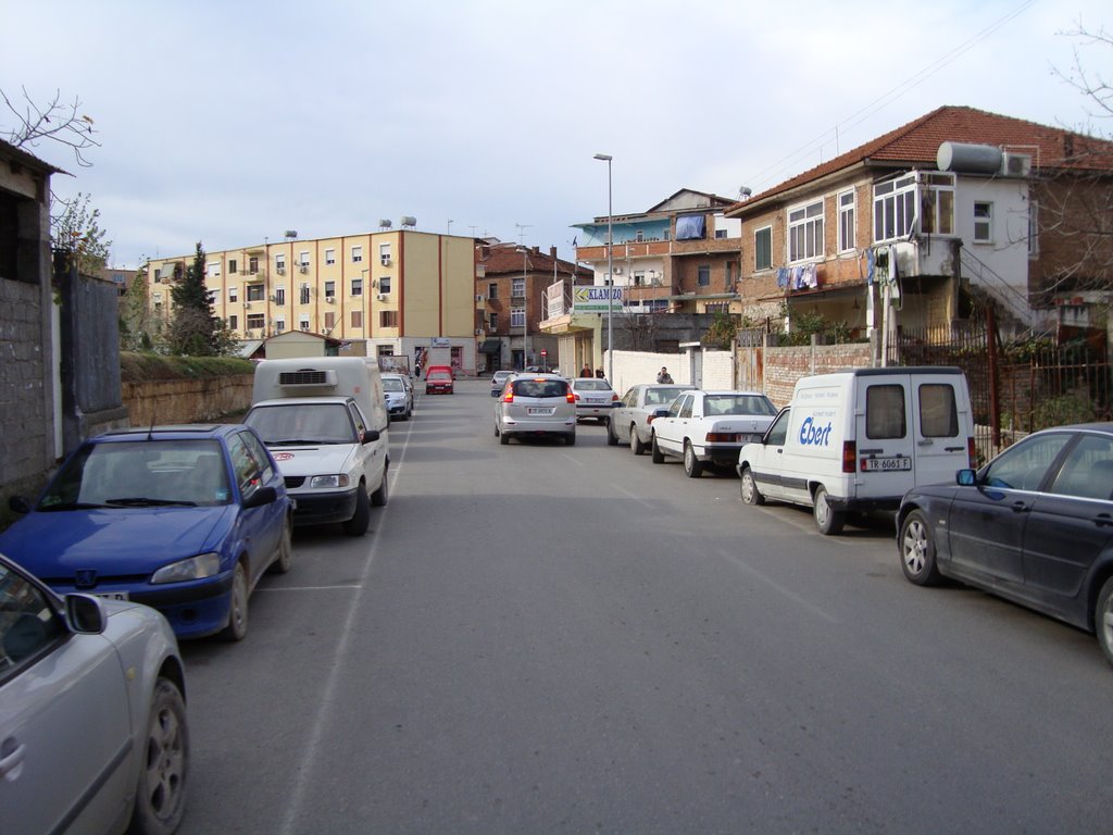 Rruga "Emin Duraku" (pranë Stadiumit Dinamo), Dhjetor 2008 by Edi-9/11