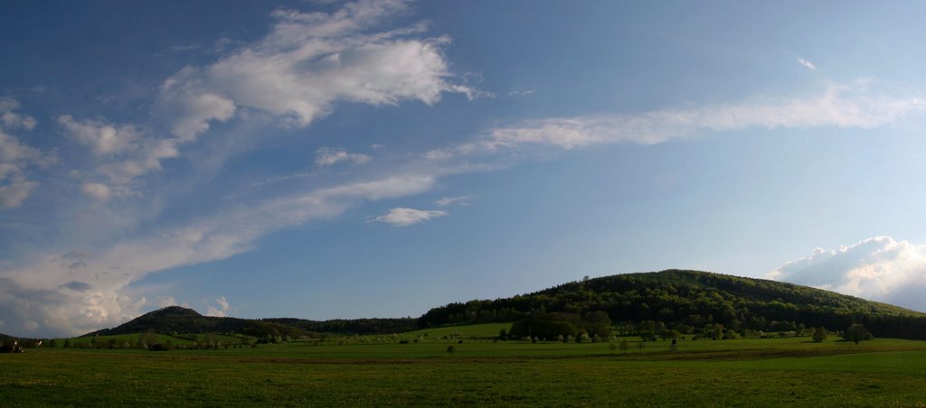 Lausche und Weberberg pano by Karsten Schiller