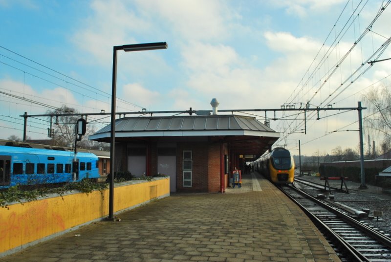 Station Ede- Wageningen by Joe Cost Budde