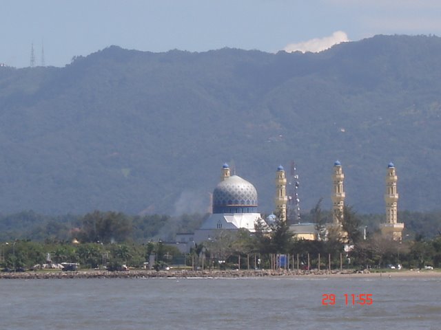 SABAH @ MASJID BANDARAYA KOTA KINABALU - LIKAS by mohd salim yunus