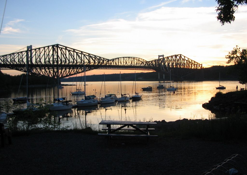 Pont de Québec by guyvail