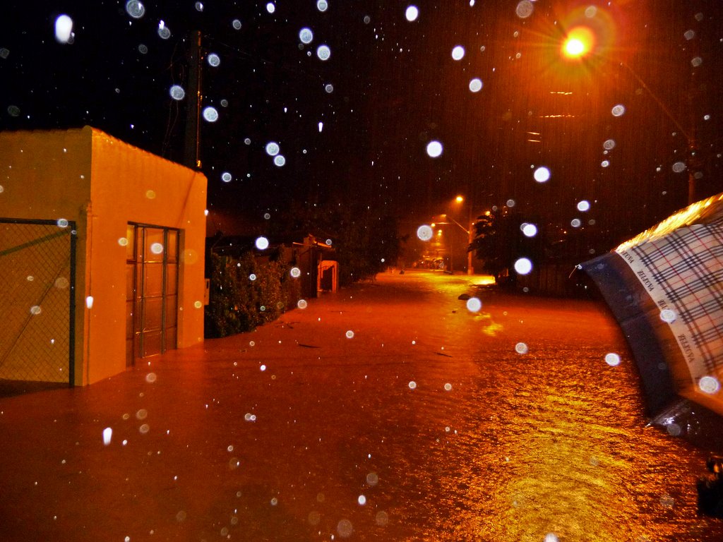 Inundação na Av. Progresso com a Av. Sanitária em Arcos-mg | Flood by Aender  M. Ferreira