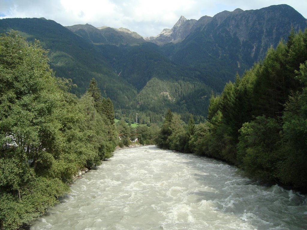 Oetztalerache vanaf Haidachbrücke by heggel