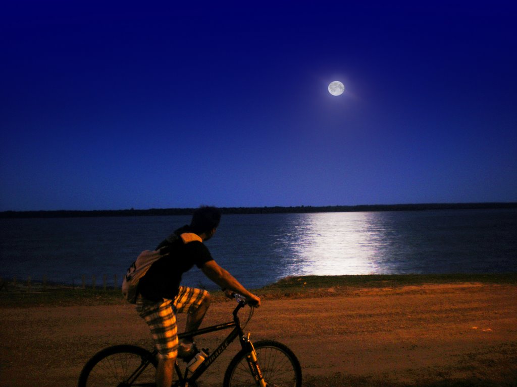 Luna LLena - Costanera Baja by alemalgor