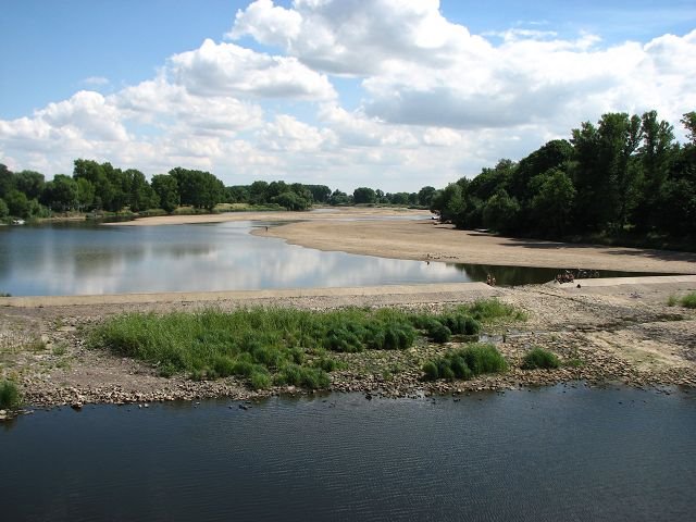 Alte Elbe Magdeburg by M.T.