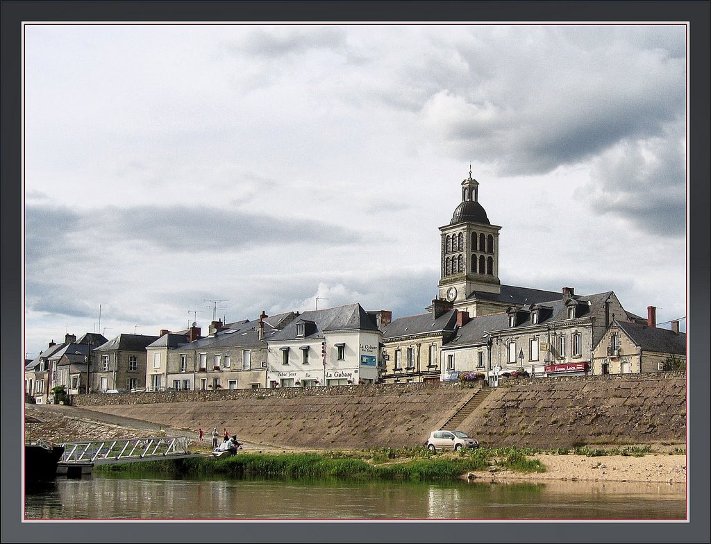 Saint-Mathurin-sur-Loire, août 2007. by Pom-Panoramio? YES !