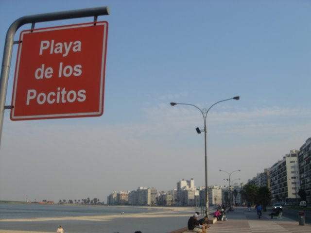 PLAYA POCITOS by LEOGSAN