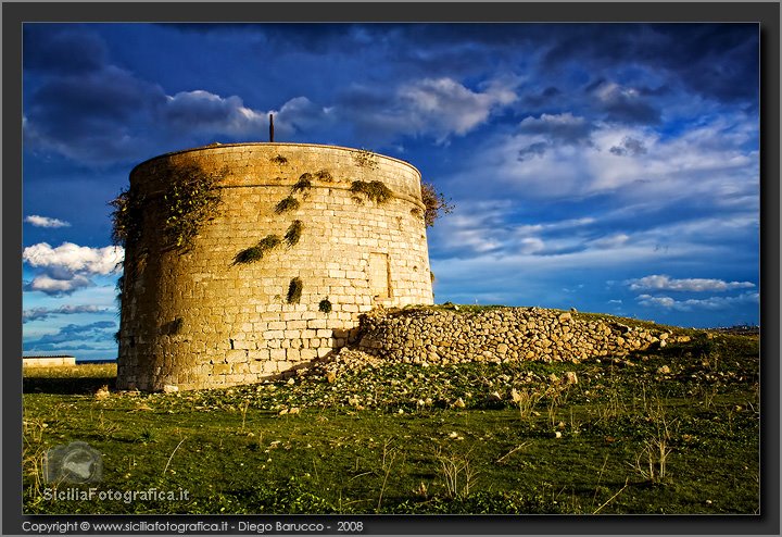 Torre di Magnisi by www.siciliafotografica.it