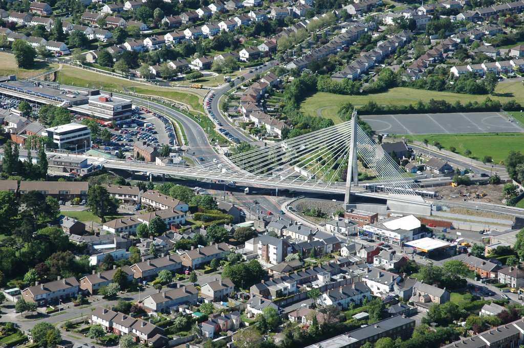 Dundrum Bridge by Robbie Howlett