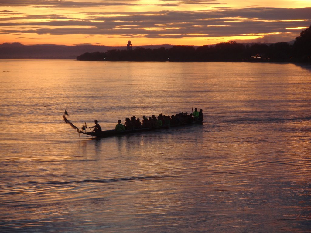 Sunset over the MeKong looking towards Thailand by DavidStove