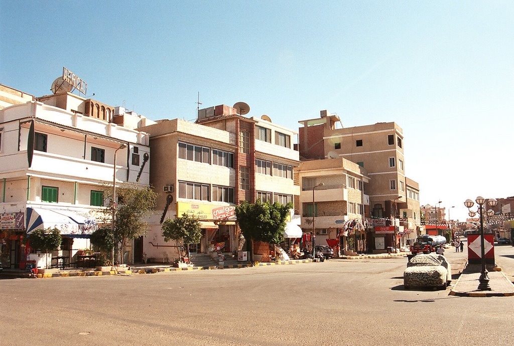 Hurghada_square by jan michajlik