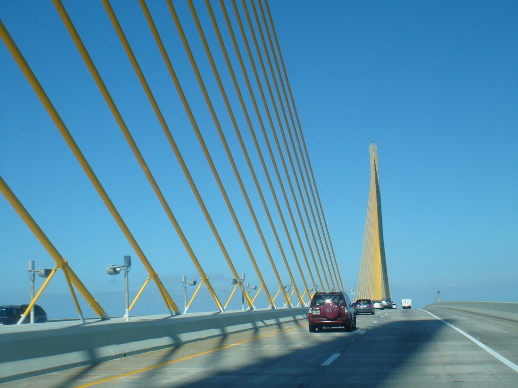 Sky Bridge towards Tampa by fernostkraus