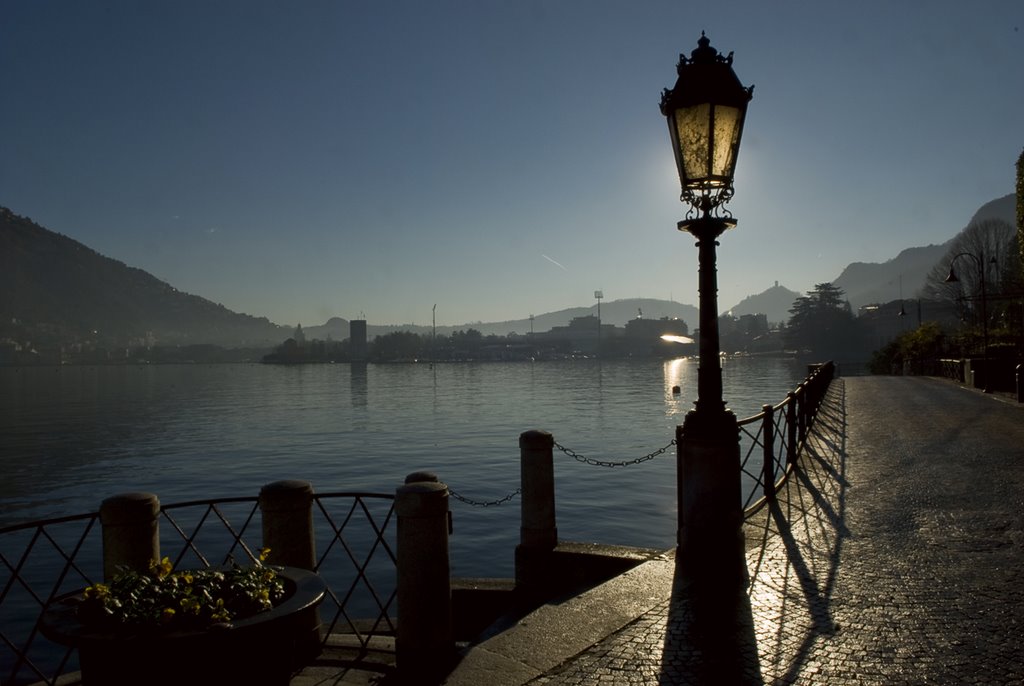 Como,passeggiata by giuseppe maresca