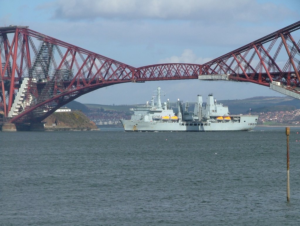 RFA Fort Victoria going under Forth Rail bridge by tormentor4555