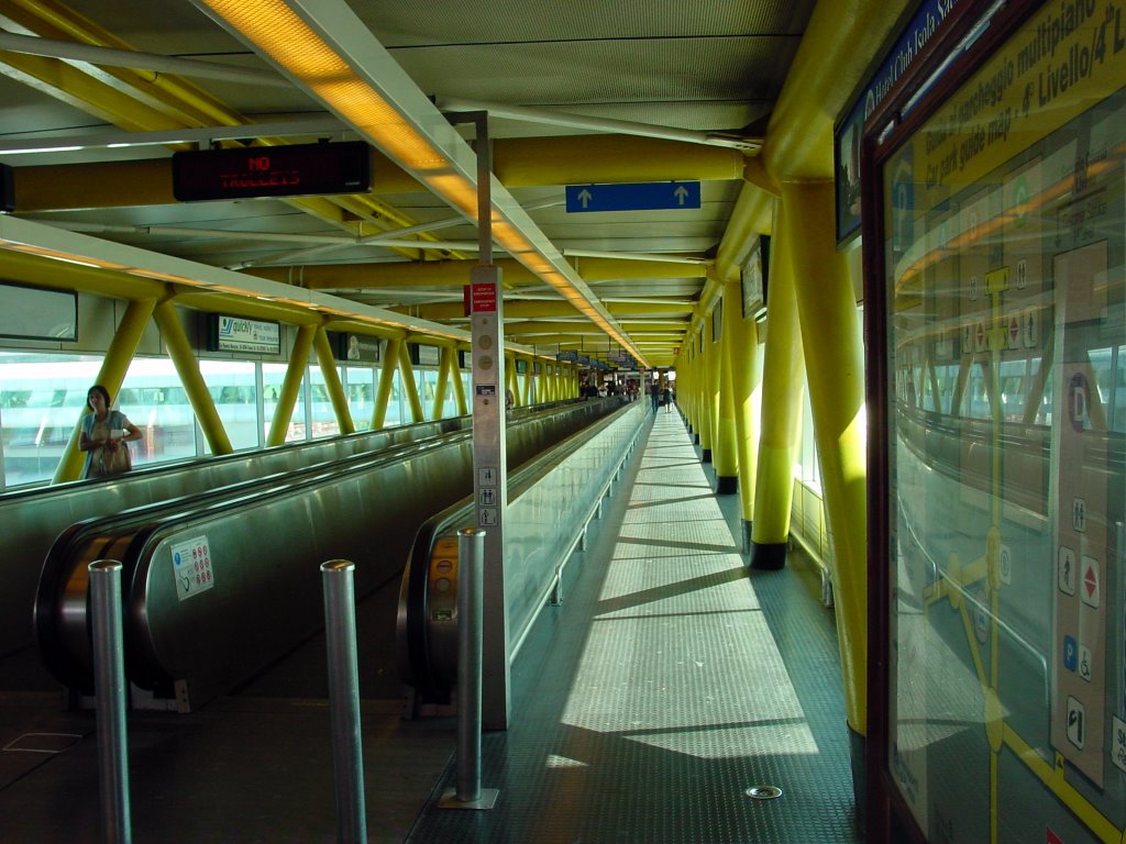 Way to Parking Area_2 by Hans Goldhahn