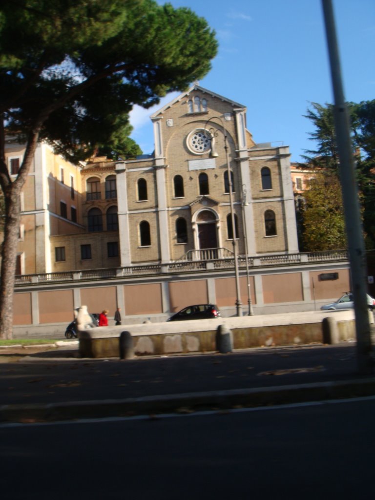 Lungotevere Aventino, Rome, Italy by sabina Minutillo