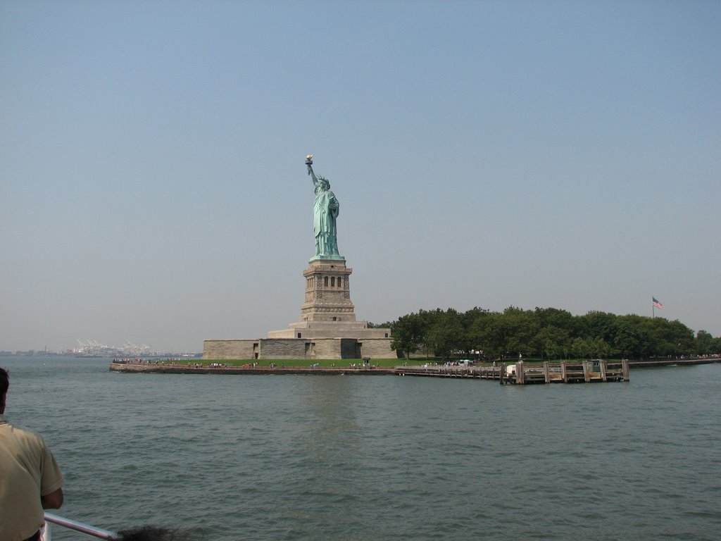 Statue of Liberty by nsabandal