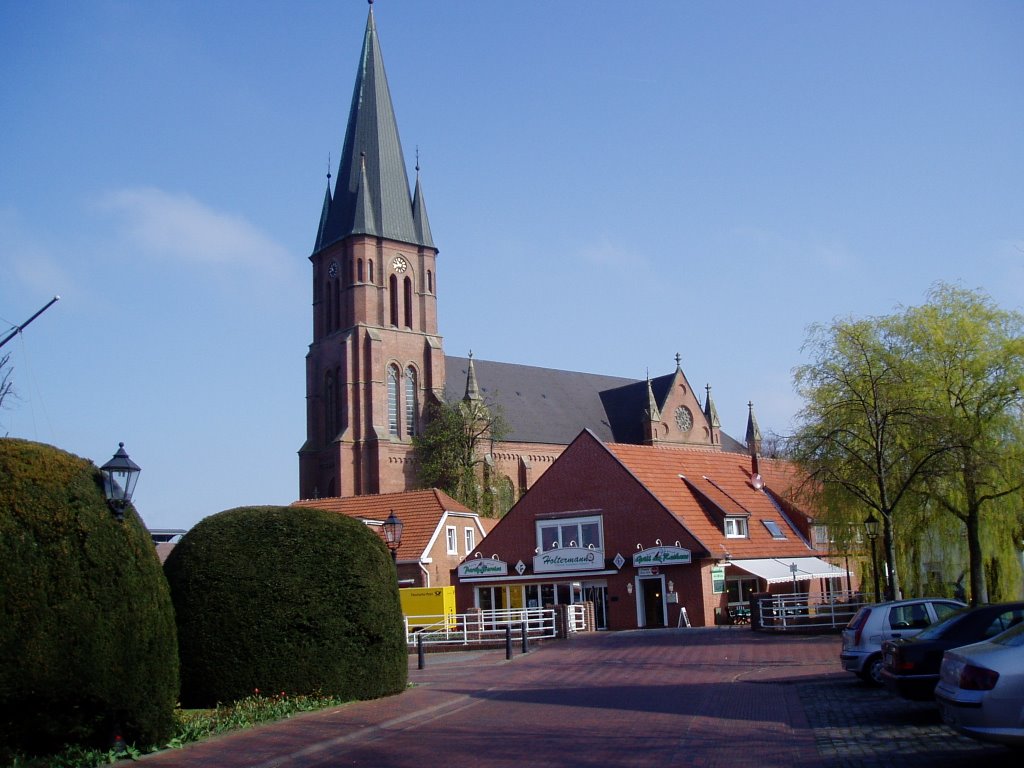 St. Antonius-Kirche in Papenburg /Emsland by Heinz Gansweidt