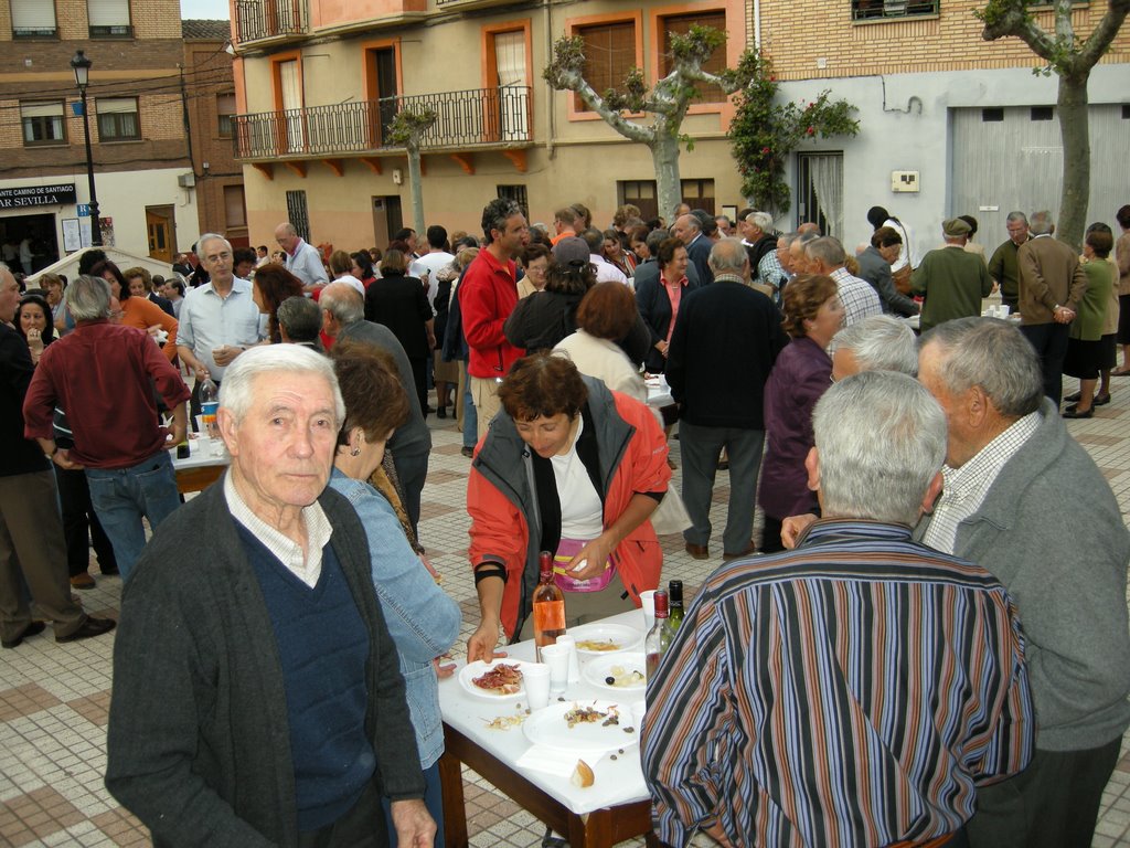 Azofra - Festa in piazza con Peregrinos by P.Tiago