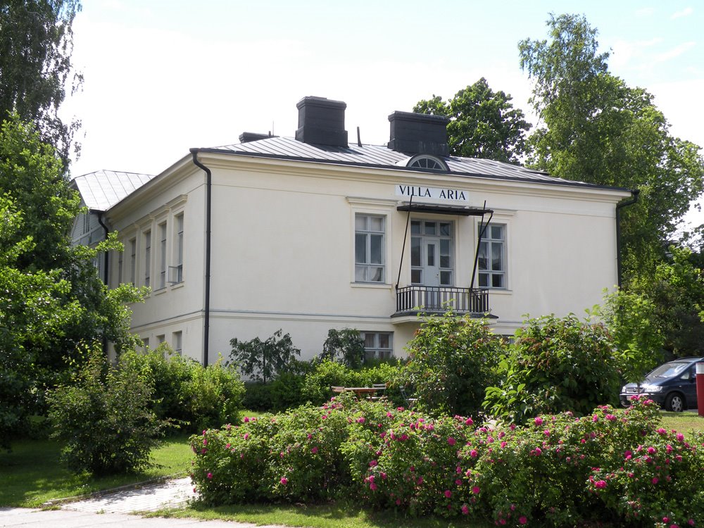 Villa Ariassa on opiskelija-asuntoja by Ilmanen