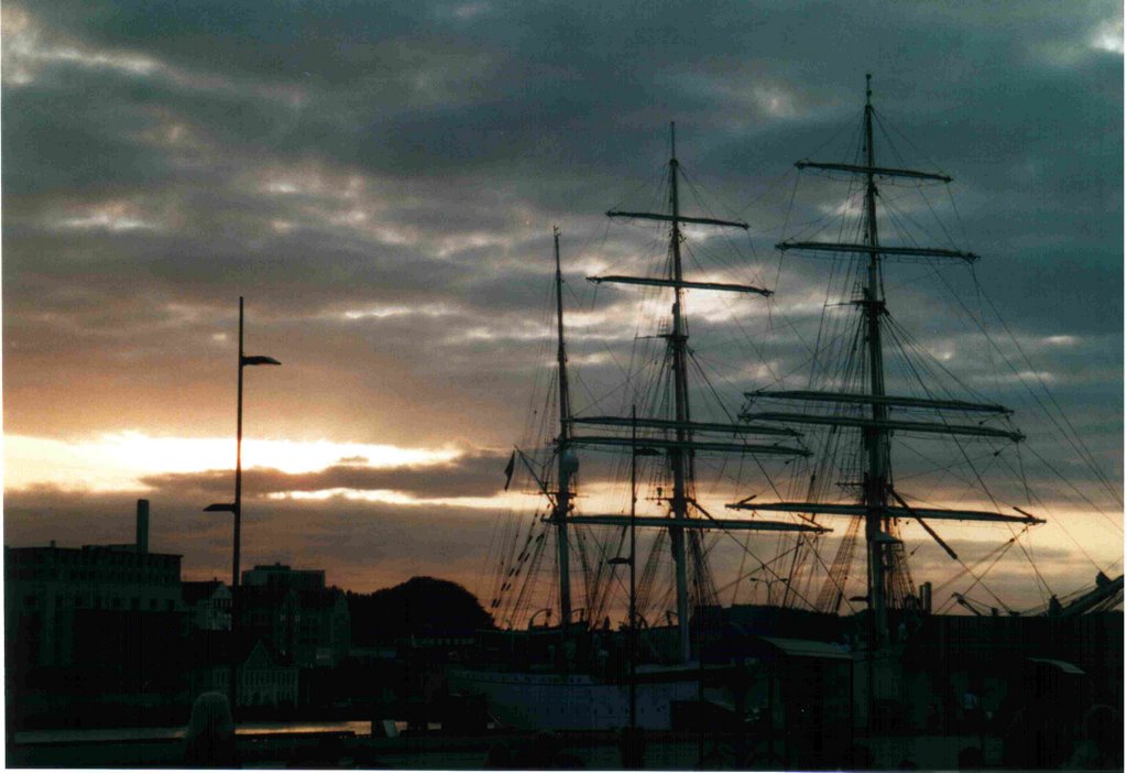 Bergen sunset by Michele Olivo