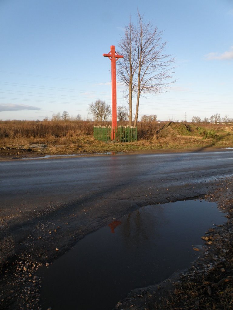 Cross in Mościska village by Hiup (Hubert)