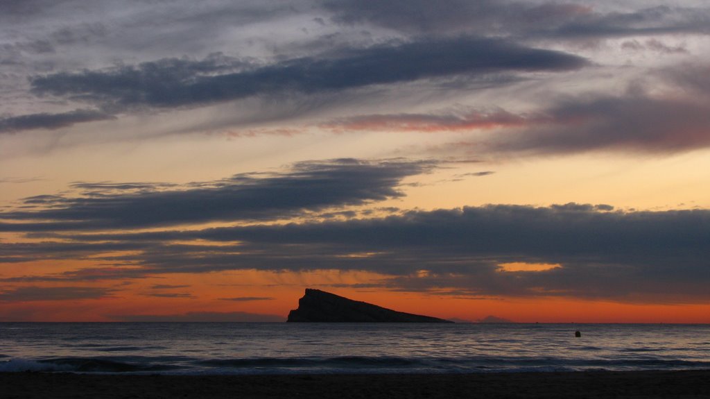 Atardecer en la playa de Levante. Benidorm by Jesús G. Asenjo