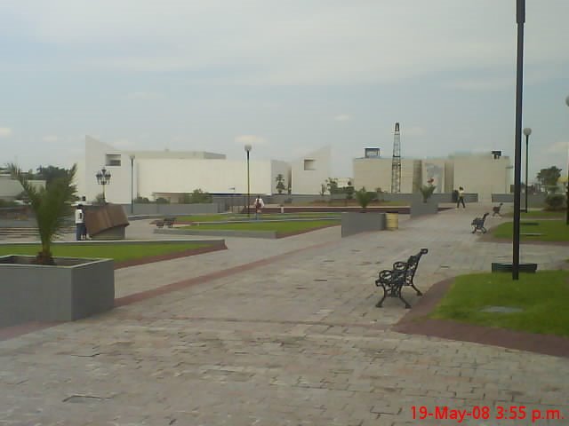 Explanada de los Héroes, Monterrey, Mx. by Hinojosa923