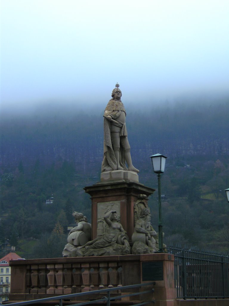 Heidelberg_Alte_brücke_Karl-Theodor-Denkmal by KawaKasper