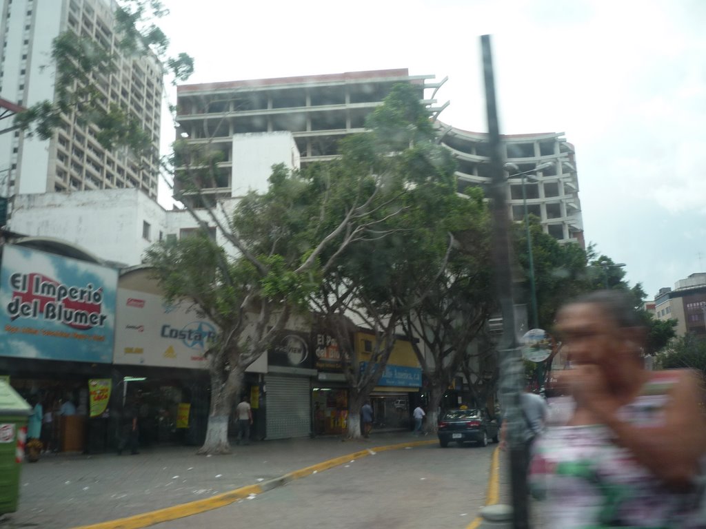 Bello Monte, Caracas, Distrito Capital, Venezuela by Alfredo Guánchez V