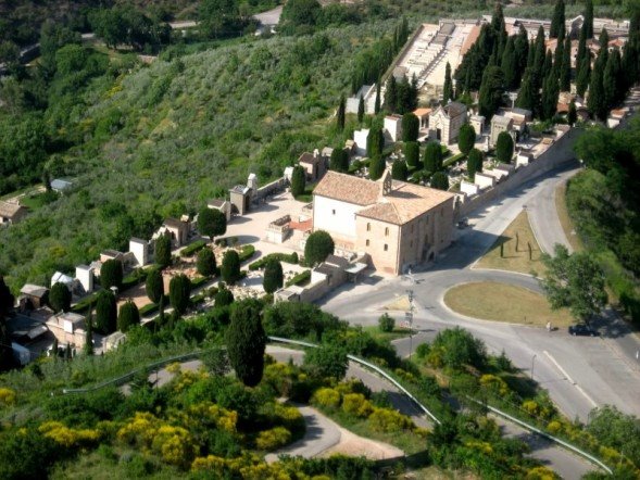 Graveyard behind Assisi by tpangle17